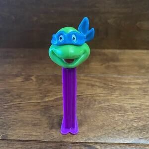 TMNT Leonardo PEZ Dispenser